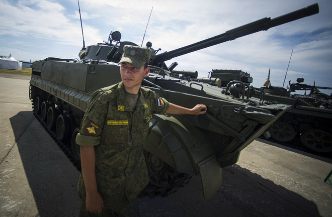 [Photo] Ấn tượng triển lãm vũ khí với công nghệ tiên tiến tại Nga ảnh 1