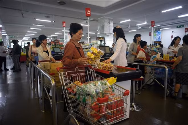 Hàn Quốc lấy làm tiếc vì Triều Tiên từ chối đề xuất hỗ trợ kinh tế ảnh 1