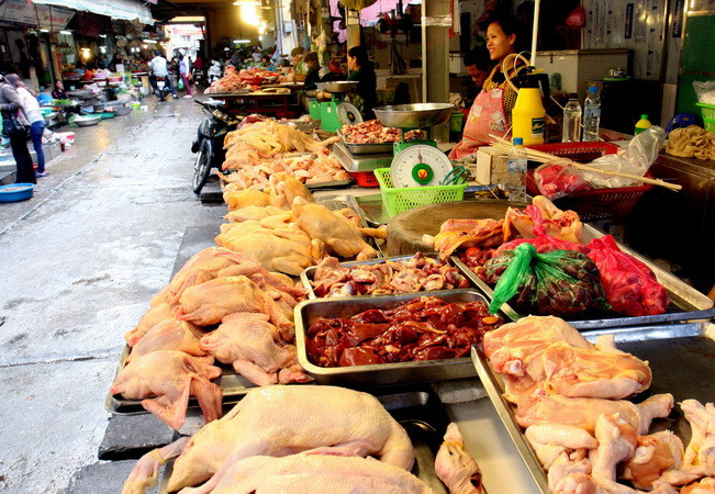 Hà Nội: Quá nhiều mắc mớ trong chuyển đổi mô hình chợ ảnh 1