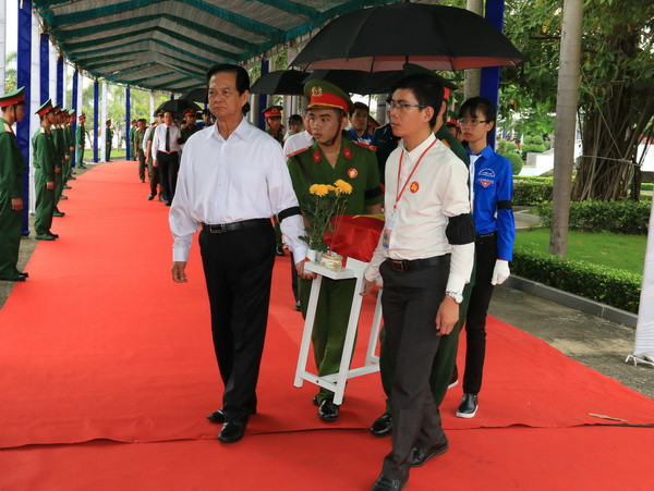 An táng hài cốt liệt sỹ hy sinh trong trận đánh sân bay Biên Hòa 1968 ảnh 5