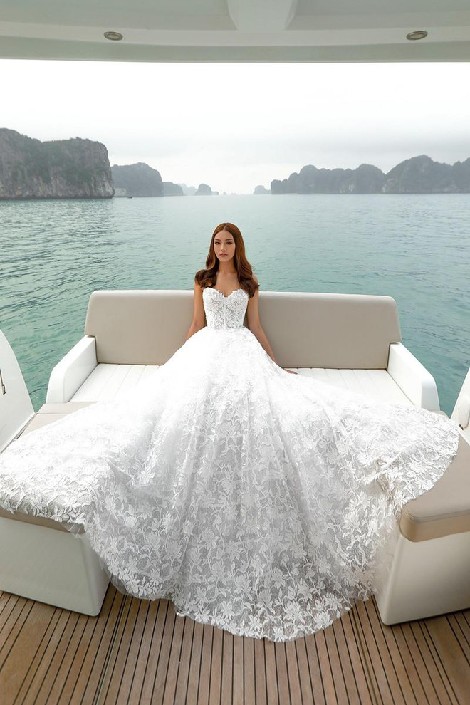 Rung động trước thiết kế váy cưới đẹp như mơ của Chung Thanh Phong ảnh 8