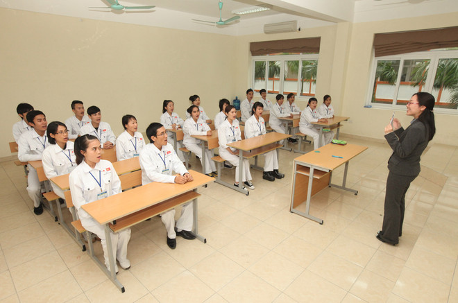 Việt Nam mong có thêm nhiều điều dưỡng, hộ lý sang Nhật làm việc ảnh 1