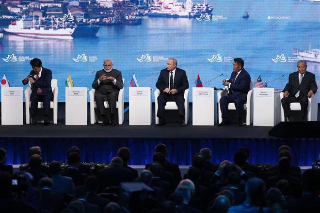 Hơn 270 thỏa thuận trị giá 47 tỷ USD được ký kết tại EEF ảnh 1