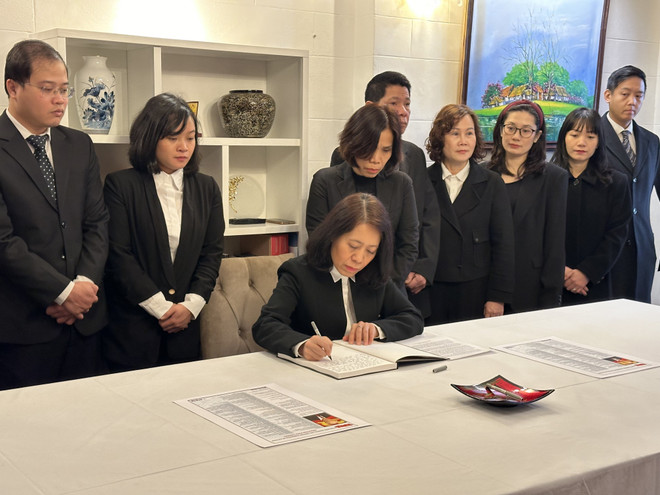 ttxvn-le vieng tong bi thu tai cac nuoc (1).jpg