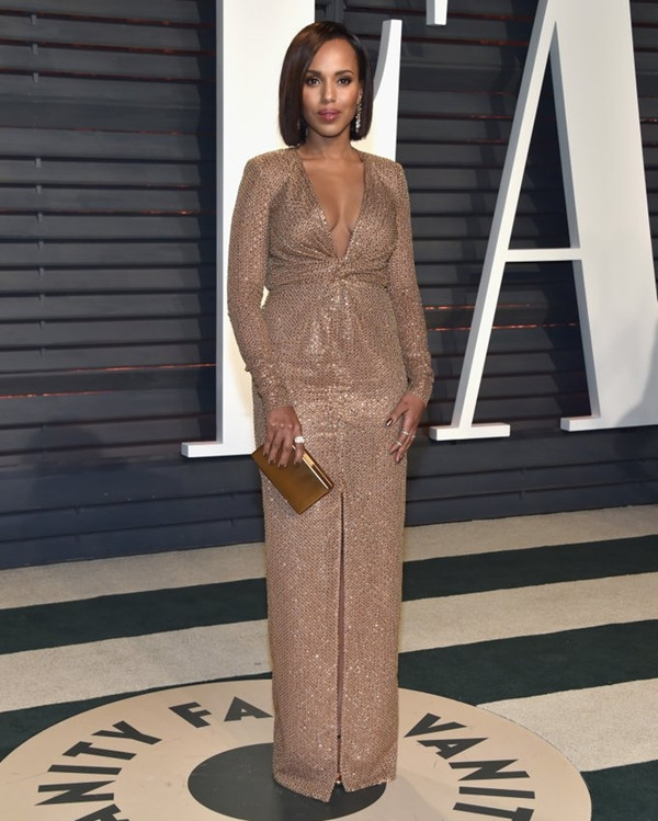 Các mỹ nhân diện trang phục dự tiệc hậu Oscar "lấn lướt" thảm đỏ? ảnh 27