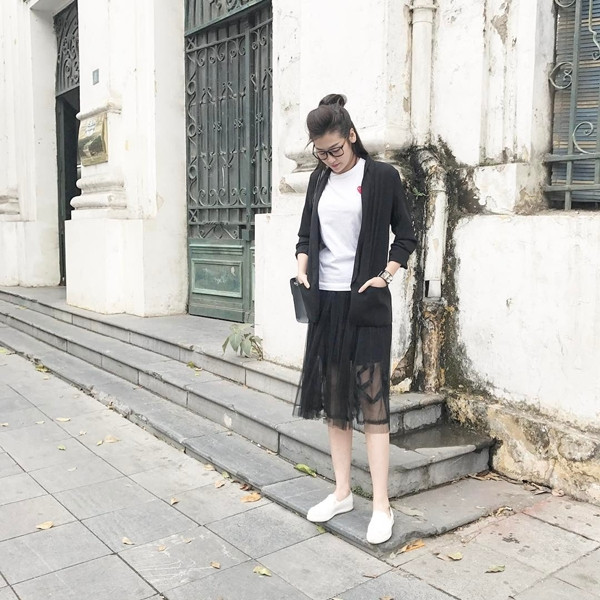 Hà Hồ đọ sắc Hoàng Thùy Linh, Minh Triệu với phong cách thể thao ảnh 12