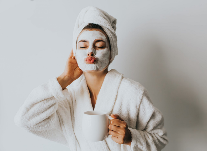 5 sai lầm phổ biến khiến làn da lão hóa nhanh hơn vào mùa Đông ảnh 2