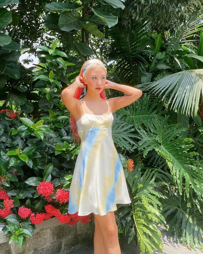 Khánh Linh, Chi Pu và dàn sao Việt lên đồ sành điệu tại gia ảnh 18