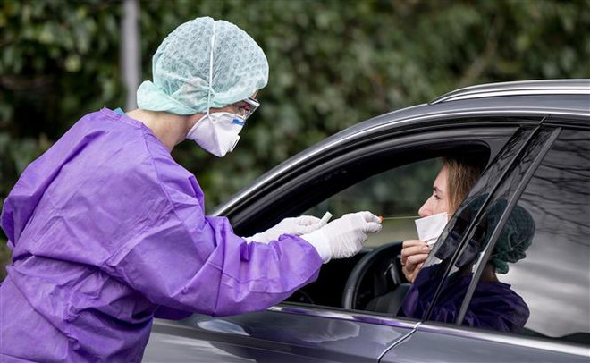 Số ca nhiễm ở Đức vượt quá 22.000 người, siết chặt quy định ứng phó ảnh 1