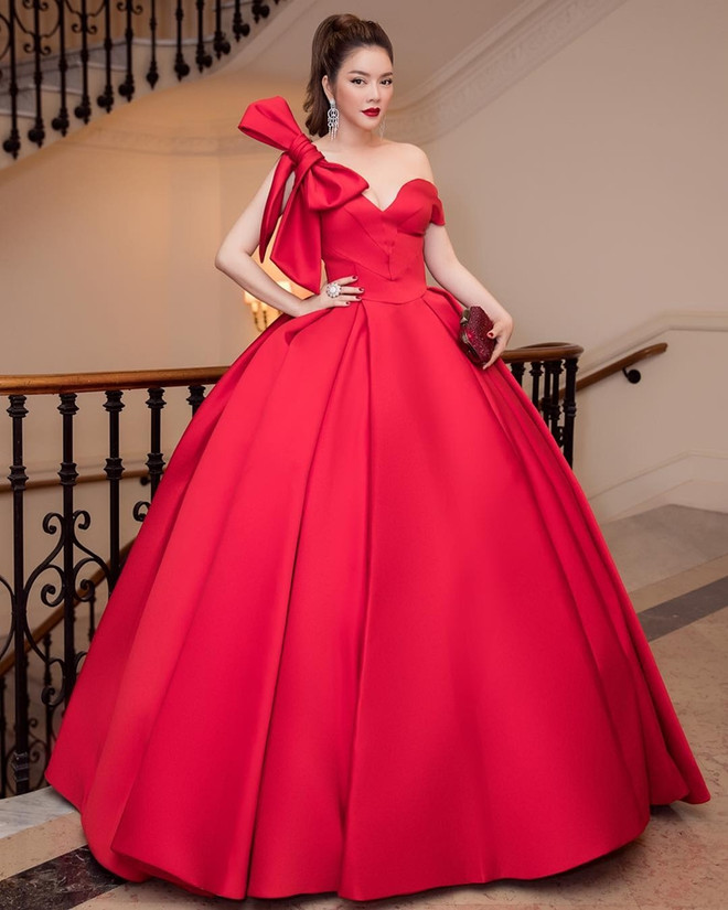 ''Cuộc chiến thời trang'' của Lý Nhã Kỳ và dàn sao châu Á tại Cannes ảnh 4