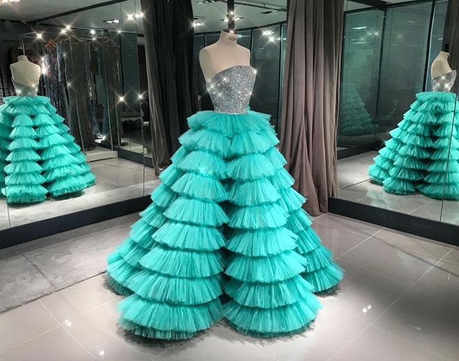 ''Cuộc chiến thời trang'' của Lý Nhã Kỳ và dàn sao châu Á tại Cannes ảnh 11