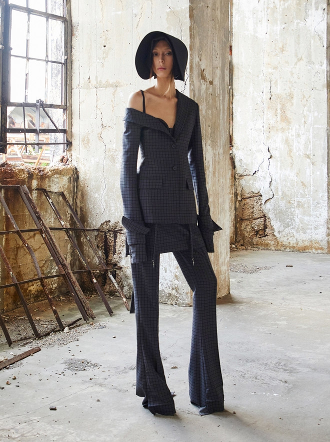 ''Cuộc chiến thời trang'' của Lý Nhã Kỳ và dàn sao châu Á tại Cannes ảnh 33