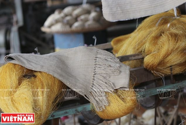 Những tấm lụa làm từ tơ sen độc đáo của nghệ nhân Phan Thị Thuận ảnh 12