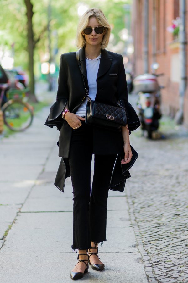 Những đường bèo nhún làm say lòng phái đẹp trong mùa Cruise 2017 ảnh 12