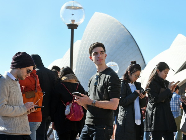 Australia cấm người nước ngoài làm việc cho nghị sỹ quốc hội ảnh 1