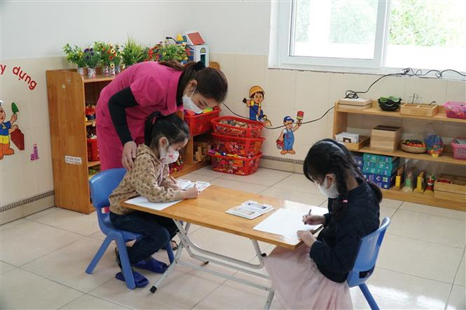 Trẻ mầm non, cấp tiểu học ở Cà Mau trở lại trường học từ ngày 12/4 ảnh 1