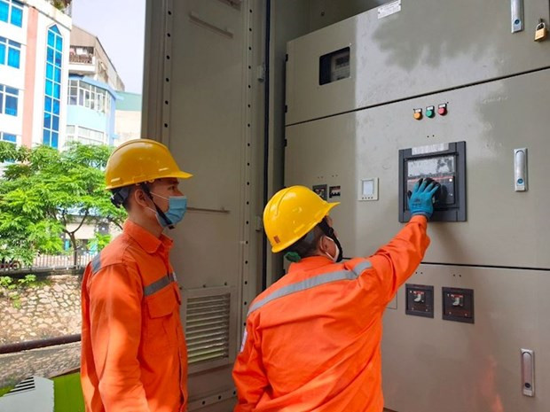 EVNNPC đảm bảo cung ứng điện trong dịp nghỉ lễ và SEA Games 31 ảnh 1