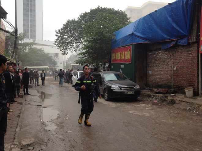 Hà Nội: Xảy ra cháy lớn tại quán karaoke trên đường Lê Đức Thọ ảnh 5