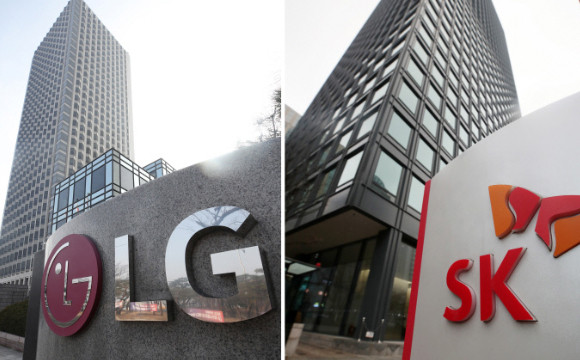 Tổng thống Hàn Quốc đánh giá cao thỏa thuận về pin xe điện giữa LG, SK ảnh 2