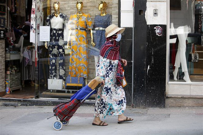 Hong Kong hủy bắn pháo hoa dịp Tết, Hàn Quốc duy trì cấp độ giãn cách ảnh 3