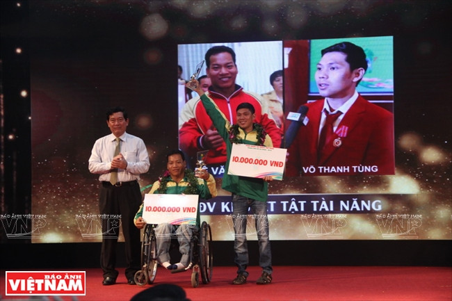 Kình ngư khuyết tật và câu chuyện cổ tích trên đường đua xanh ảnh 15