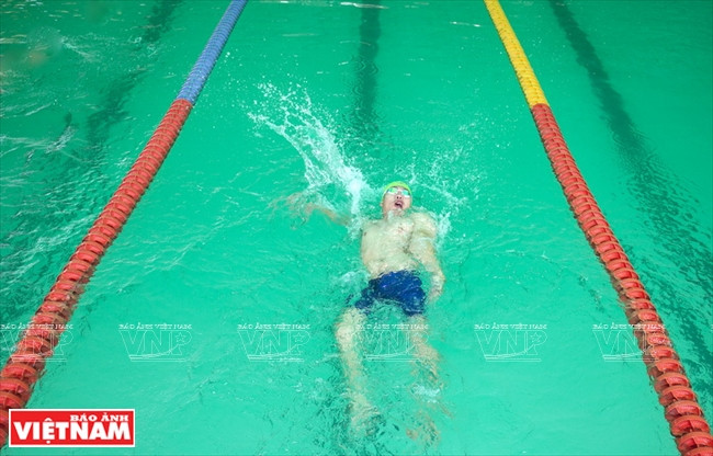 Kình ngư khuyết tật và câu chuyện cổ tích trên đường đua xanh ảnh 5