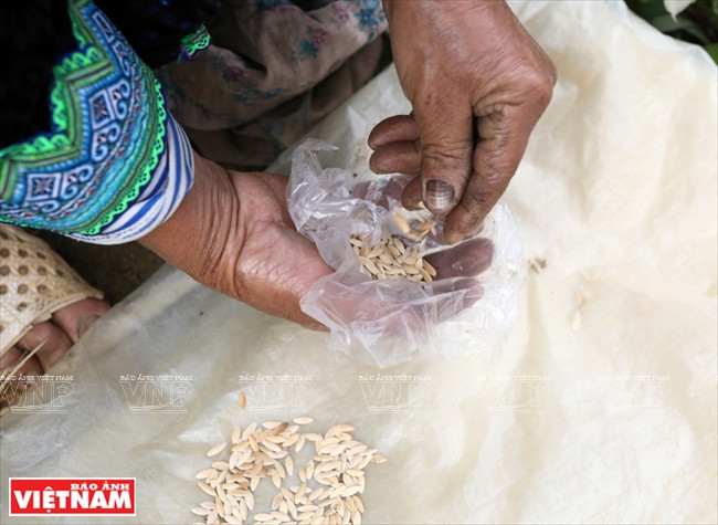 Sắc màu chợ phiên San Thàng lớn nhất tỉnh Lai Châu ảnh 17