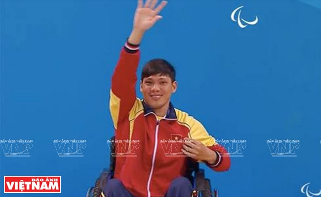 Kình ngư khuyết tật và câu chuyện cổ tích trên đường đua xanh ảnh 12