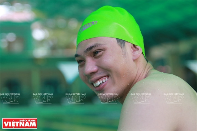 Kình ngư khuyết tật và câu chuyện cổ tích trên đường đua xanh ảnh 1