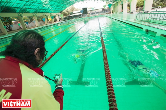 Kình ngư khuyết tật và câu chuyện cổ tích trên đường đua xanh ảnh 6