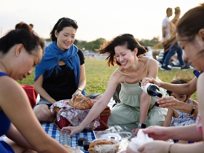 COVID-10 khiến nhiều người du lịch gần nhà hơn khám phá điểm mới lạ ảnh 1