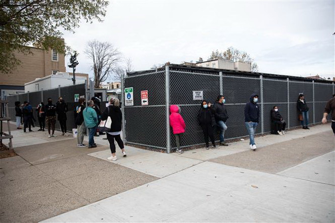 Mỹ: New York cảnh báo gia tăng ca nhiễm COVID-19 trong các kỳ nghỉ lễ ảnh 1