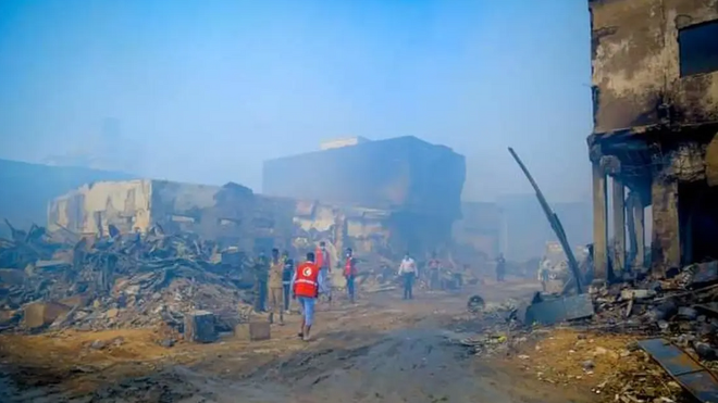 Cháy chợ ở miền Bắc Somalia khiến gần 30 người bị thương ảnh 1