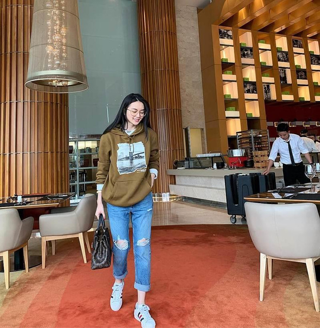 Street style vừa ngắm đã mê của Hồ Ngọc Hà, Chi Pu và dàn mỹ nhân Việt ảnh 19