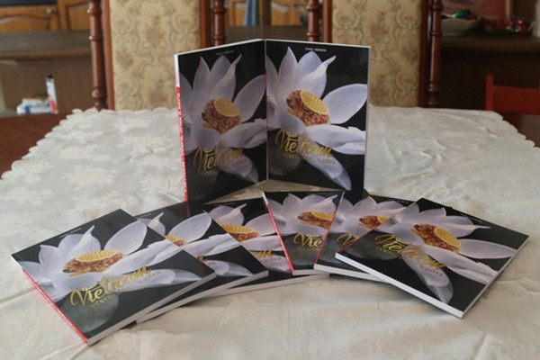 Nhà báo Séc ra mắt sách “Việt Nam - quá khứ, hiện tại và tương lai” ảnh 1