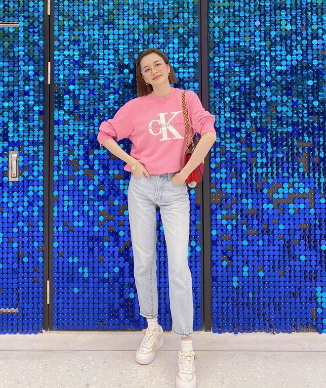 Dàn sao Việt "dát" hàng hiệu mới toanh trong loạt street style ảnh 11