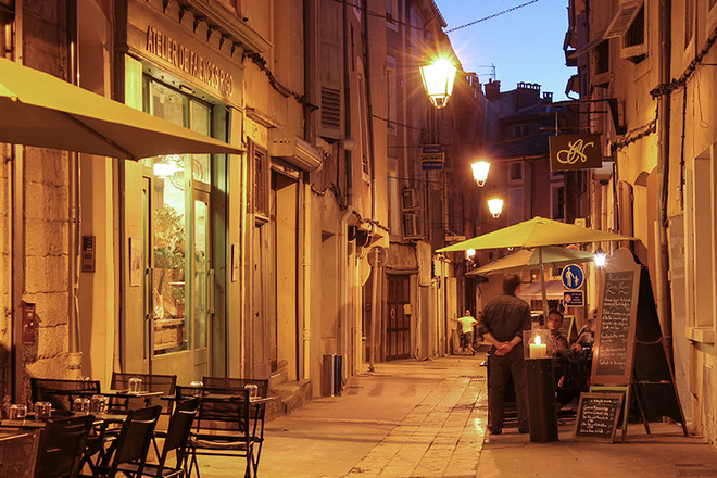 Khám phá những ngôi làng ở nước Pháp nhỏ, xinh và rất tình ảnh 7