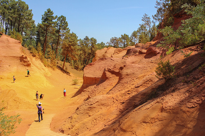 Khám phá những ngôi làng ở nước Pháp nhỏ, xinh và rất tình ảnh 18