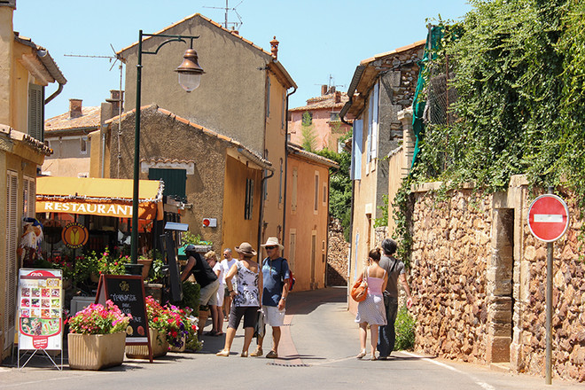 Khám phá những ngôi làng ở nước Pháp nhỏ, xinh và rất tình ảnh 17