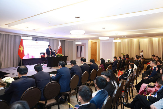 ttxvn_thu_tuong_gap_cong_dong_nguoi_viet_nam_tai__qatar (5).jpg