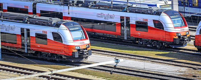 Đường sắt trên toàn nước Áo tê liệt do đình công đòi tăng lương ảnh 1