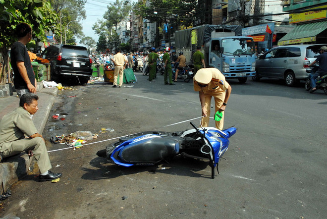 Ôtô va chạm xe máy tại Nghệ An và Sơn La, 2 người tử vong ảnh 1