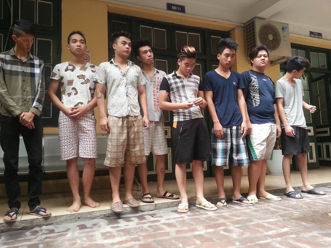 Hà Nội: Bắt 8 quái xế trong đoàn đua xe náo loạn hồ Hoàn Kiếm ảnh 1