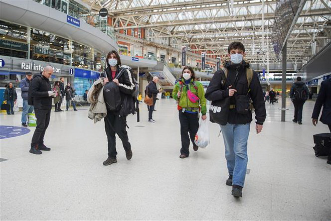 "Anh phản ứng phù hợp với COVID-19 hay chưa nên để lịch sử phán xét" ảnh 1