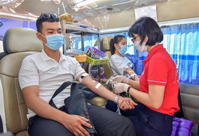 "Mùa Hè nhân ái" 2021: Cùng giữ nhịp đập trái tim cho người bệnh ảnh 1