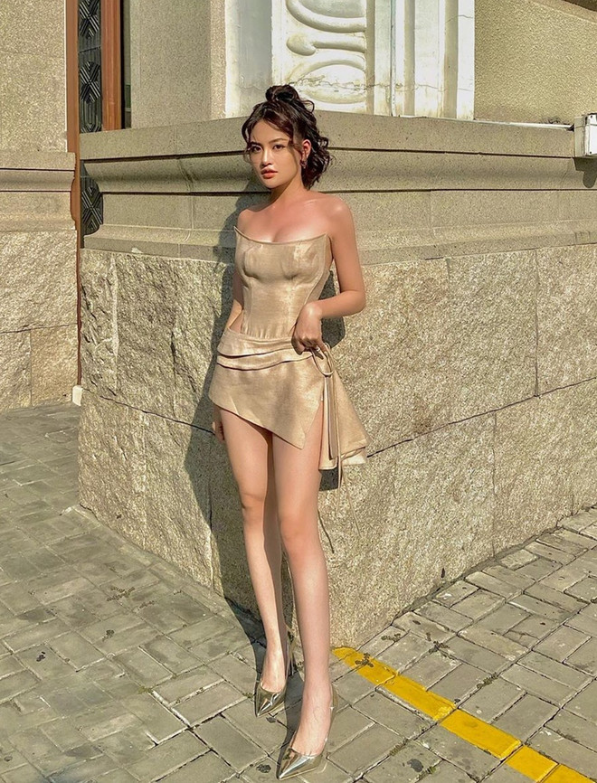 Dàn mỹ nhân Việt biến tấu với tông màu hồng dịu ngọt ảnh 17