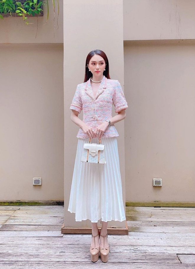 Dàn mỹ nhân Việt biến tấu với tông màu hồng dịu ngọt ảnh 1