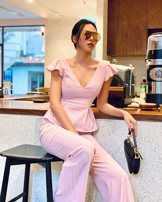 Dàn mỹ nhân Việt biến tấu với tông màu hồng dịu ngọt ảnh 6