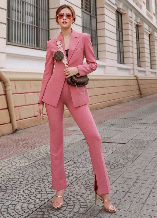 Dàn mỹ nhân Việt biến tấu với tông màu hồng dịu ngọt ảnh 3