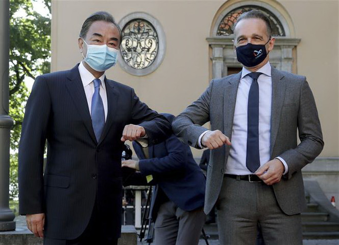 Ngoại trưởng Trung Quốc tìm cách "làm ngọt viên thuốc đắng" ảnh 2